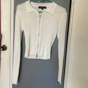 ALMOST FAMOUS sweater